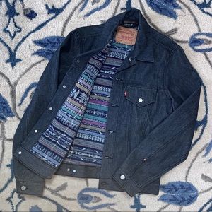 Levi’s Trucker jacket with Aztec lining